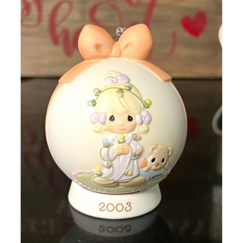 Precious Moments 2003 "May Your Christmas Be Delightful"Ornament Ball with Base
